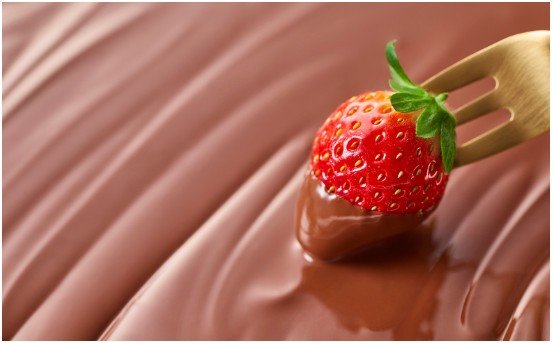 15-Minute Chocolate-Dipped Strawberries